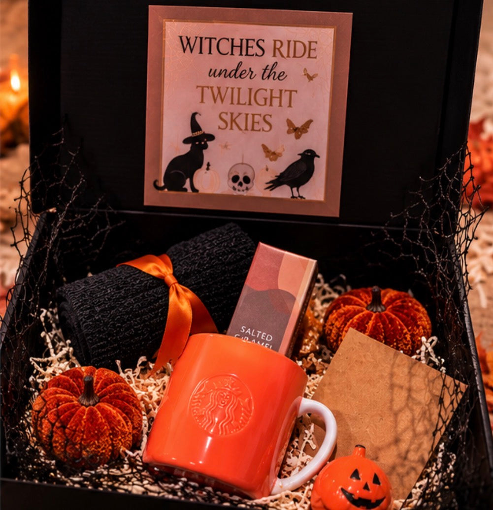 🎃 Halloween Cozy Box - Limited Edition